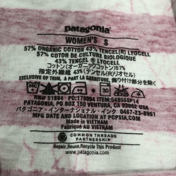 🌿Patagonia striped Tank, size small🌿 - Picture 4 of 4